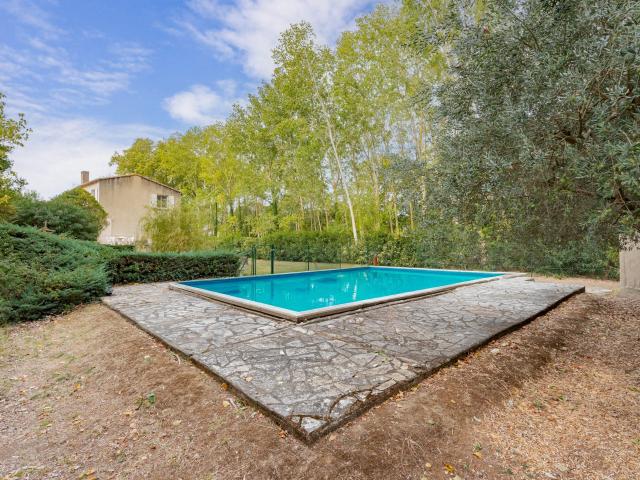 Un écrin de verdure aux portes de la ville 204m² Carcassonne