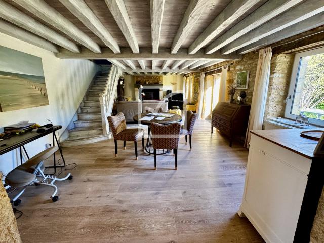 Un havre de paix au cœur du Périgord Noir, demeure et deux g. 317m² Saint André d'Allas