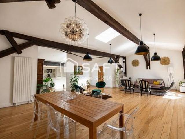 Loft de 280 m² + 320 m² de garages et box