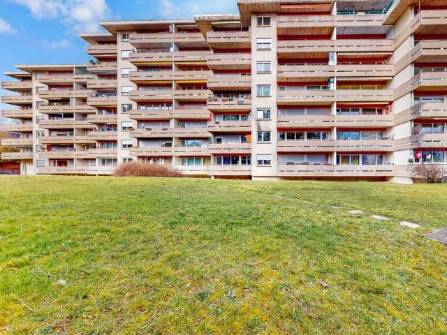 Un logement bordé de verdure à Versoix