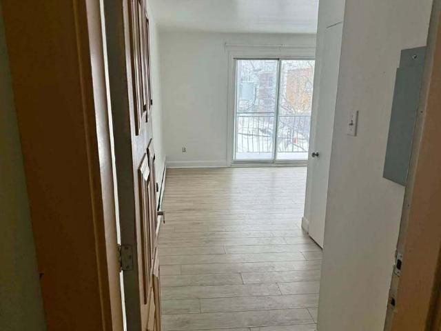 Un Magnifique Lumineux Appartement
