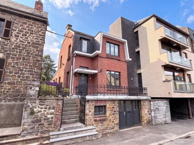 Un maison pleine de charme au coeur de Profondeville