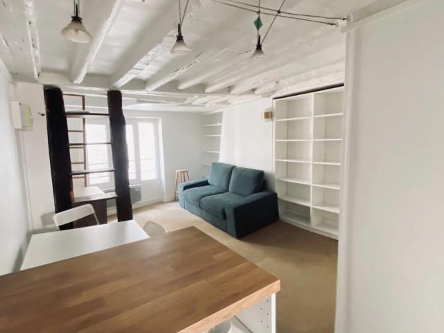 Un Nid A Notre Dame 25m² Paris 4ème