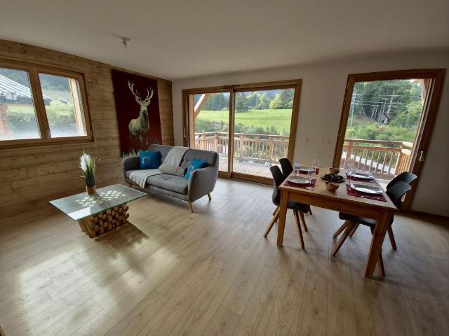 Un nouveau programme mixant appartements et chalets neufs, s. 62m² Morzine Avoriaz