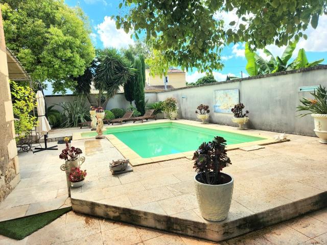 Un Petit Coin De Paradis A 15Mn De St Remy & Tgv 190m² Tarascon