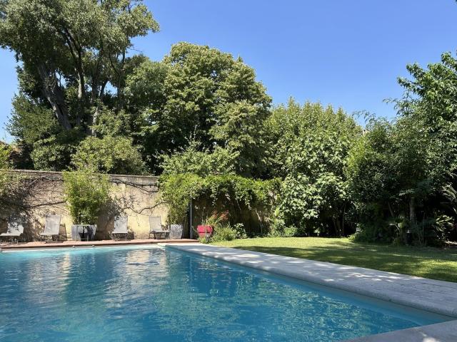 Un Petit Paradis A Avignon 280m² Avignon