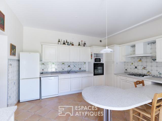 Propriété de village aux volumes modulables