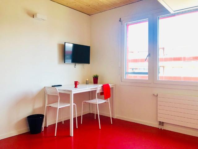 Un studio meublé – Bon TL CHF 300.00 offert !