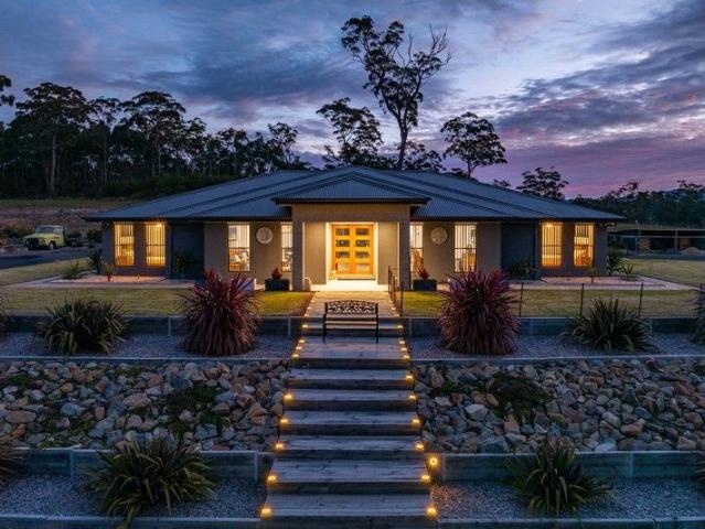 UNMATCHED COASTAL LIVING