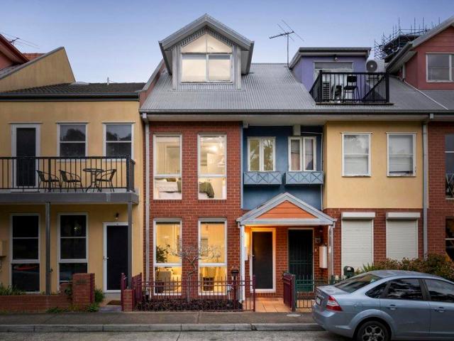 Unmatched Accommodation Directly Opposite Gilpin Park