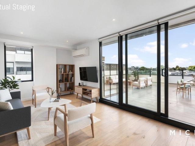 Unmatched North Facing Luxury, Unforgettable Alfresco Space!