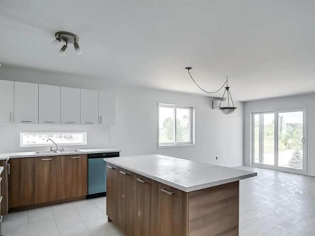 Unnamed Building Aylmer Super Appartement 3 Chambre