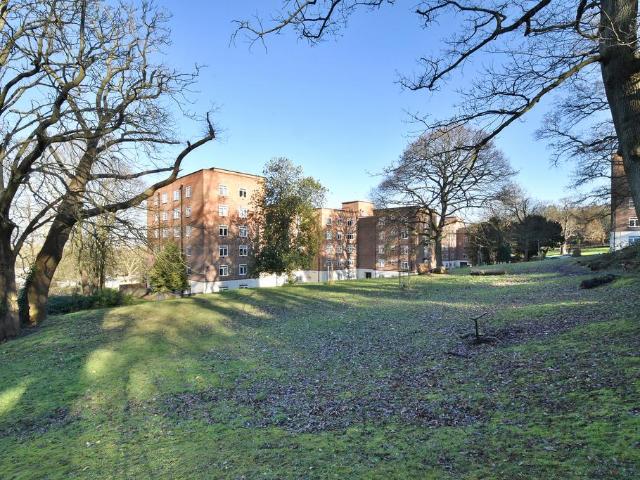 unnamed road, London, SE23 3PL, United Kingdom | 3 bed apartment for rent #140228471 | Rentberry
