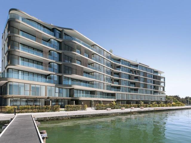 UNOBSTRUCTED WATERFRONT TWO BEDROOM APARTMENT THE UPPER DECK