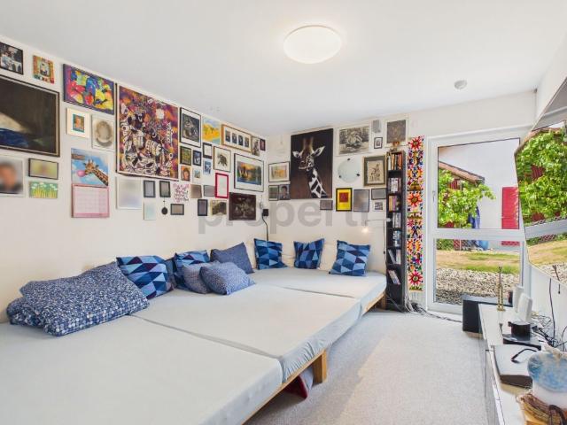 Unobstructed view of the green landscape, Minergie standard and large, terraced garden