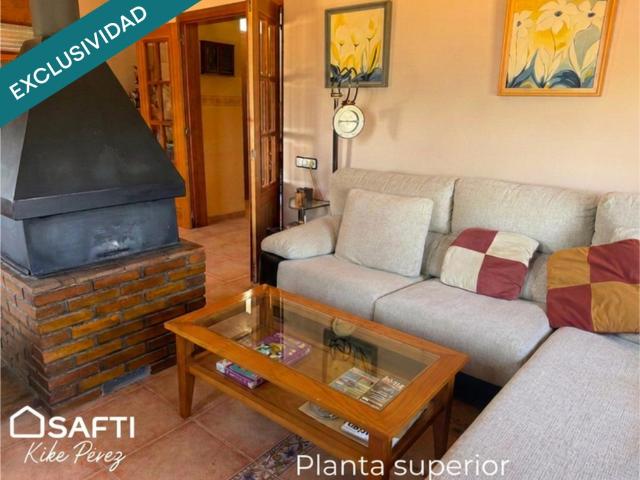 Una casa, 2 espacios adaptados, garaje y terreno