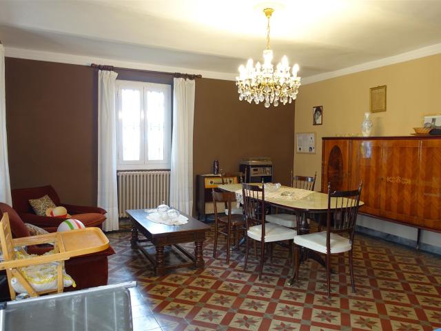 Una Bella Casa Restaurata a Maranzana 180m² Maranzana