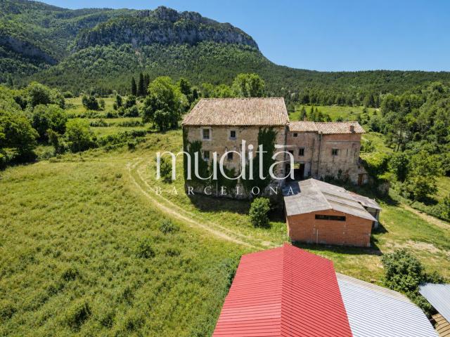 Una masía con historia, paisaje y futuro en el corazón del Berguedà