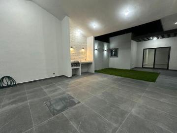 UNA PLANTA CASA EN VENTA NUEVA FRACC PRIVADO ZONA NORTE DE SALTILLO