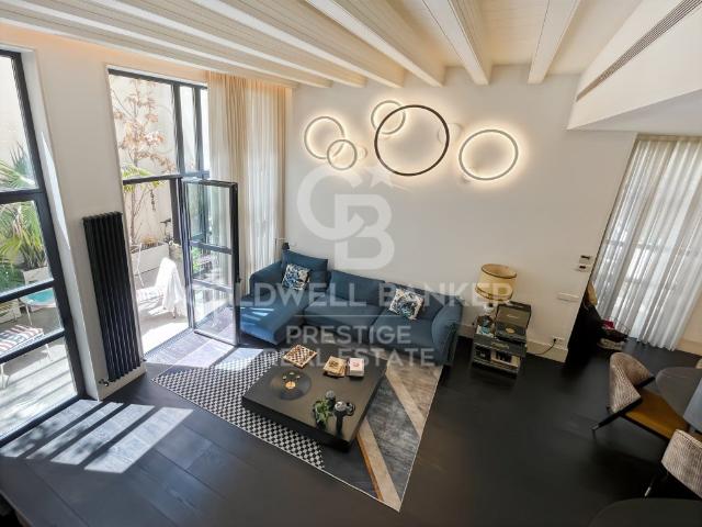 Una propiedad única junto a la Sagrada Familia y con terraza 190m² Barcelona
