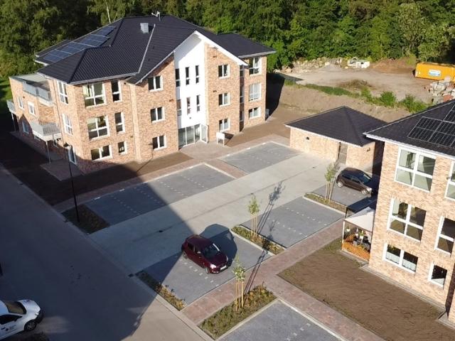 Unabhängig aber nicht allein! Seniorengerechte Wohnung mit Dachterrasse!