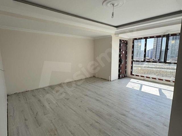 Ünal Gayrimenkul'den Sıfır Binada 2+1 Kiralık Fırsat Daire