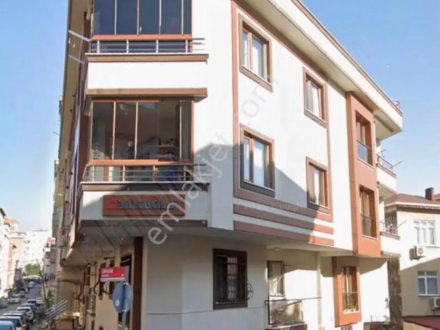 Ünalan Mahallesi Emar Avm Yakını Satılık 2+1 Daire