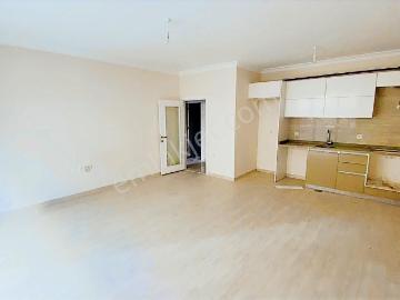 Ünalanda Kat Mülkiyetli 2+1 Satılık Daire