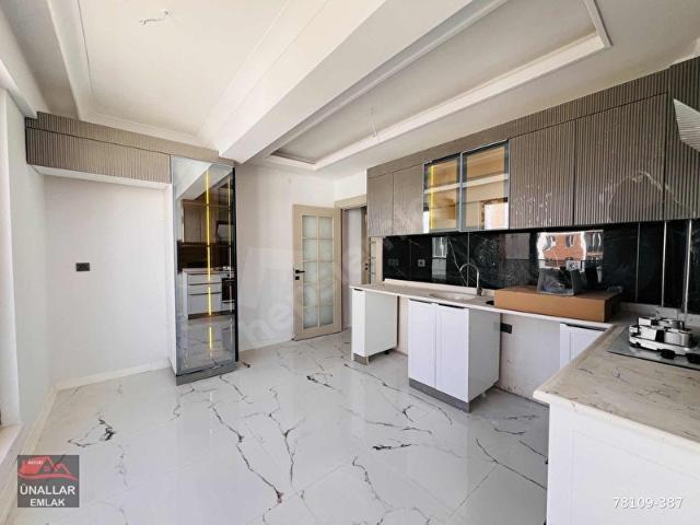 ÜNALLAR EMLAKTAN YILDIRIM MAH SIFIR DAİRE