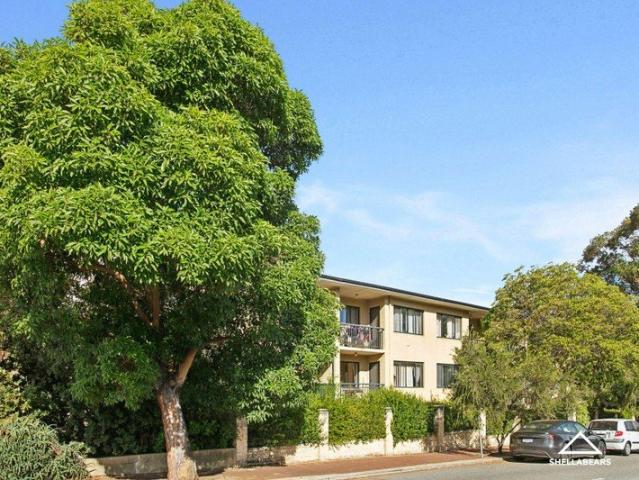 Unbeatable Mosman Park Location