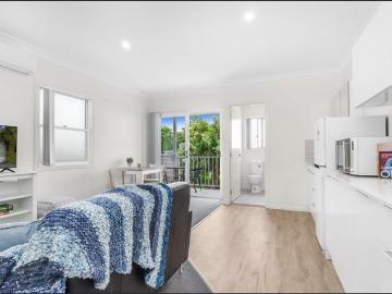 UNBEATABLE NEWMARKET LOCATION