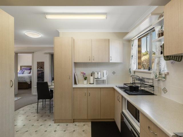 Unbeatable East Side Location with Low Body Corporate Fees!