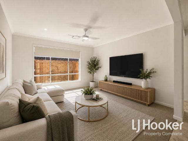 Unbeatable Family Home 3 Living Areas + Study Ducted Air Conditioning