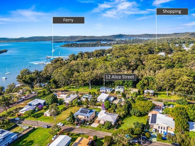 Unbeatable location just a short stroll to the jetty and moments from Jock Kennedy Park