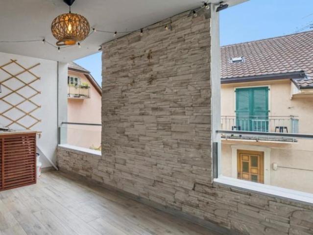 Unbedingt anschauen! Charmante 4½ Zimmer Wohnung im Herzen von Blonay