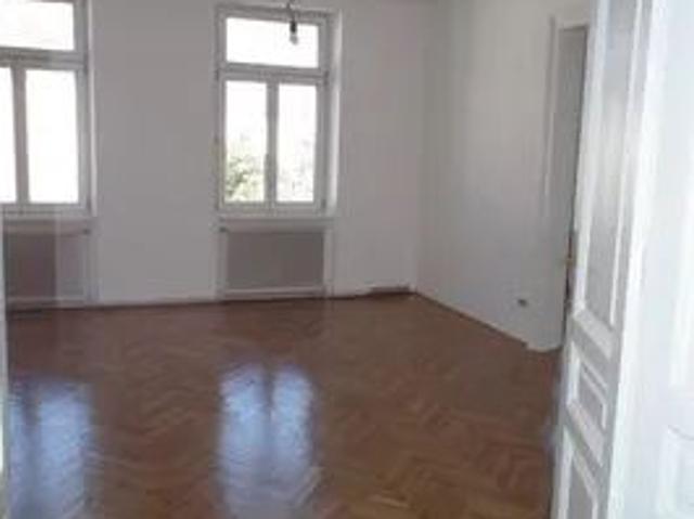 UNBEFRISETETE 3 Zimmer Altbauwohnung mit Erker auf der Hütteldorfertsraße!
