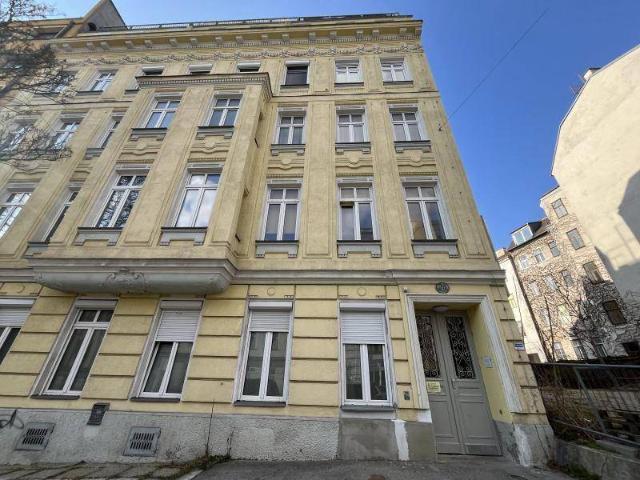 Unbefristet vermietete 1,5 Zimmer Wohnung um € 1.500, pro m²
