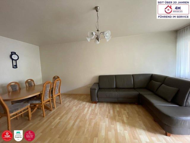 Unbefristet gemütlich wohnen in Altenleutgeben und den Komfort von Loggia und eigenem Stellplatz genießen!