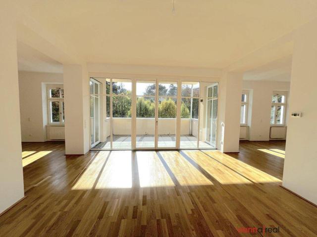 UNBEFRISTET Helle, geräumige 5 Zimmerwohnung mit 16m2 Loggia/Balkon im 1. Liftstock barrierefrei
