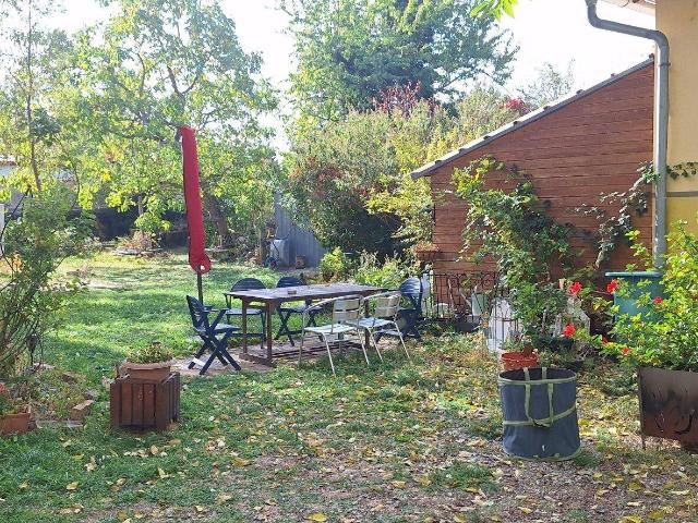 Unbefristete 2 Zimmer Wohnung mit Gartenmitbenützung