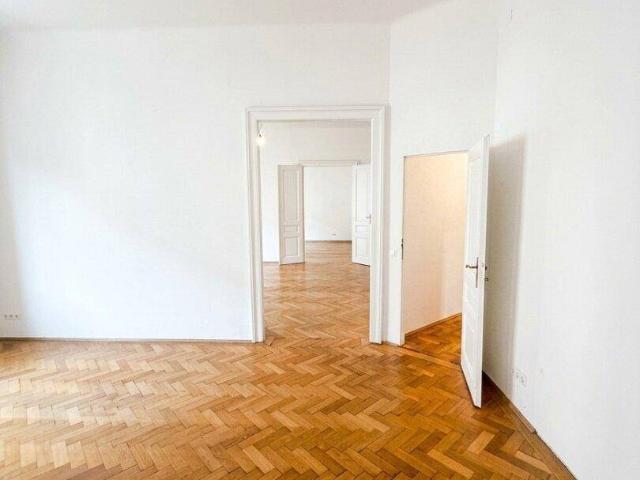 Unbefristete, gepflegte 3 Zimmer Wohnung in zentraler Lage