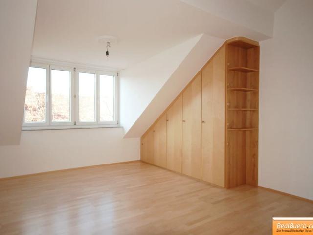 UNBEFRISTETE DACHTERRASSENWOHNUNG MIT FERNBLICK IN DER WOLFGANGGASSE