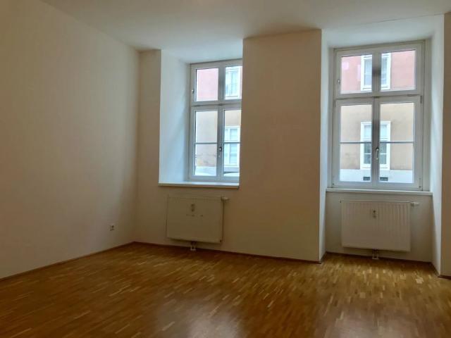 UNBEFRISTETE ERDGESCHOSSWOHNUNG! Hornbostelgasse 8 10/3/1