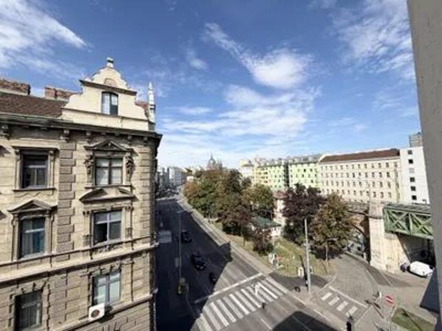 UNBEFRISTETE WG TAUGLICHE 5 ZIMMER WOHNUNG IM 15.BEZIRK NÄHE U4 UND U6!