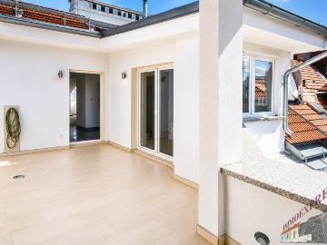Unbefristetes Terrassen Juwel 3 Zimmer plus Wohnküche inklusive Heizkosten & WW € 1.683, monatlich. nur Strom extra zu zahlen !