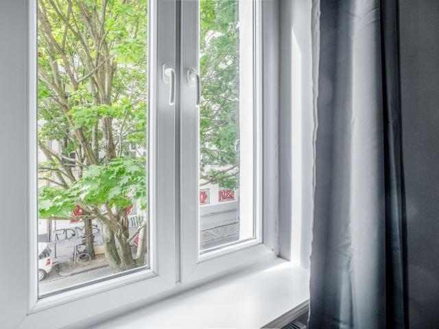 Unbelievable Kreuzberg 2BR, nr Restaurants, Berlin Amsterdam Apartments for Rent