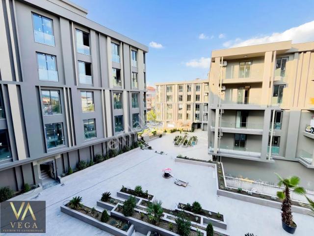 Uncubozköy'de Satılık 3+1 Site İçerisinde Arakat Daire
