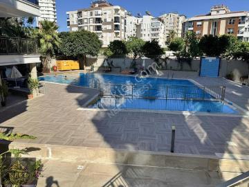 Uncalı'da Geniş Kapalı Otoparlı Havuzlu Hiç Oturulmamış 3+1