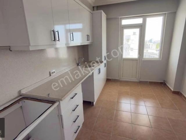 Uncalıda Site İçi 3+1 Kiralık Daire