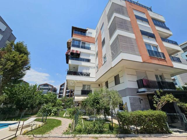 Uncalı Mh'de Ayrı Mutfaklı Arakat 2+1 Satılık Daire yabanci Ikamet Uygun